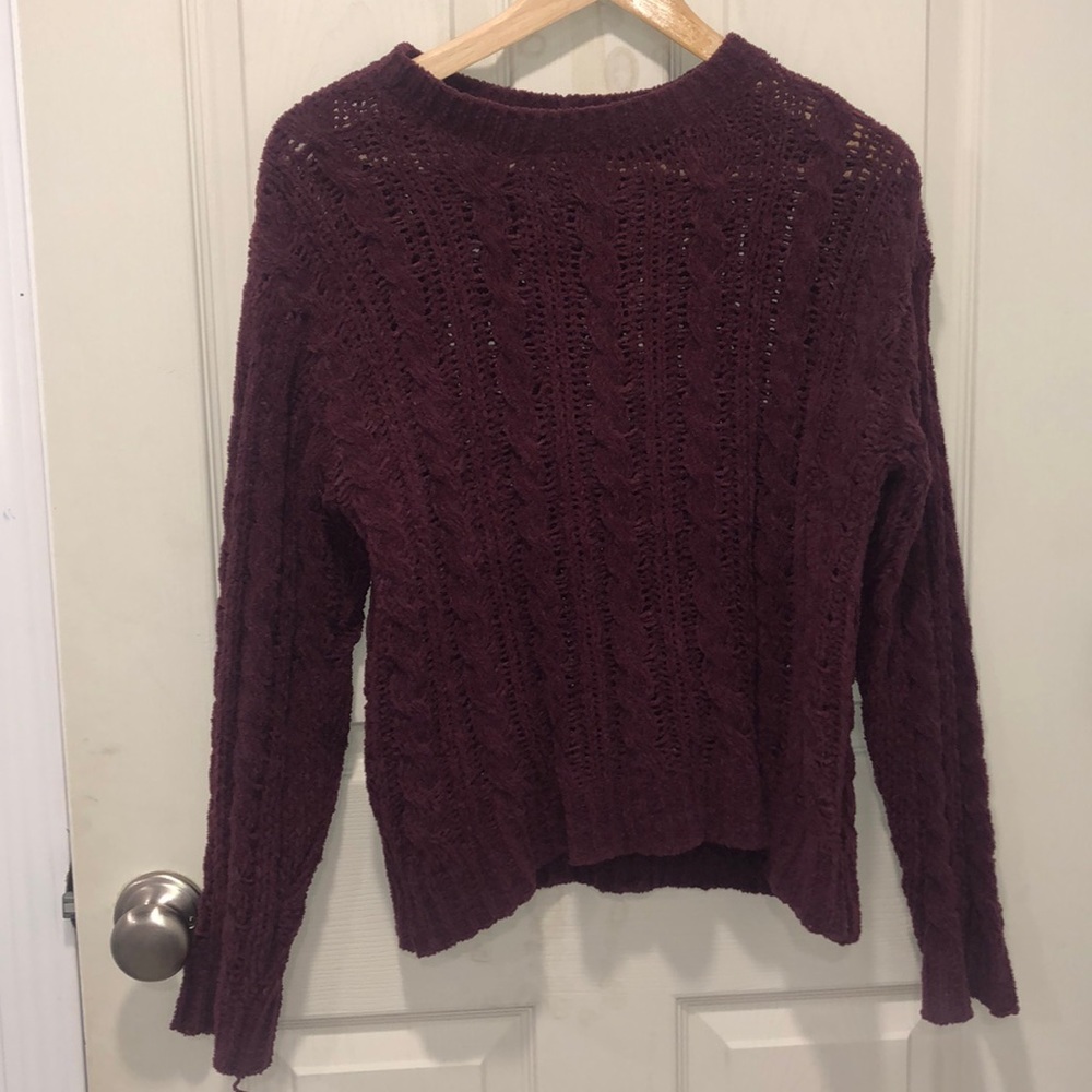American Eagle super-soft sweater. Womens xs in maroon.
